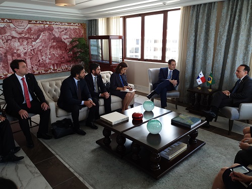 Paulo Camara com o ministro Alejandro Ferrer 2
