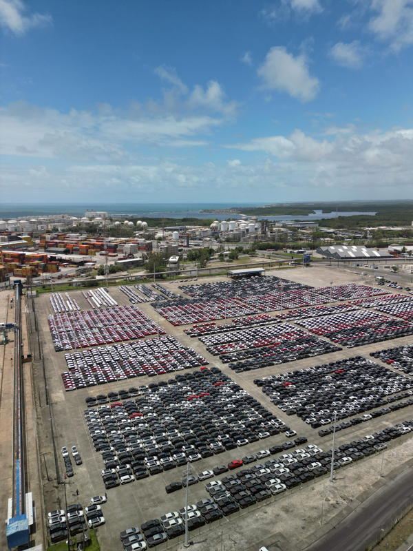 Patio de veiculos Suape3